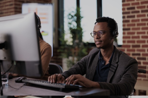 dispatch-operations-coordinator A financial outsourcing services executives attend to a call.